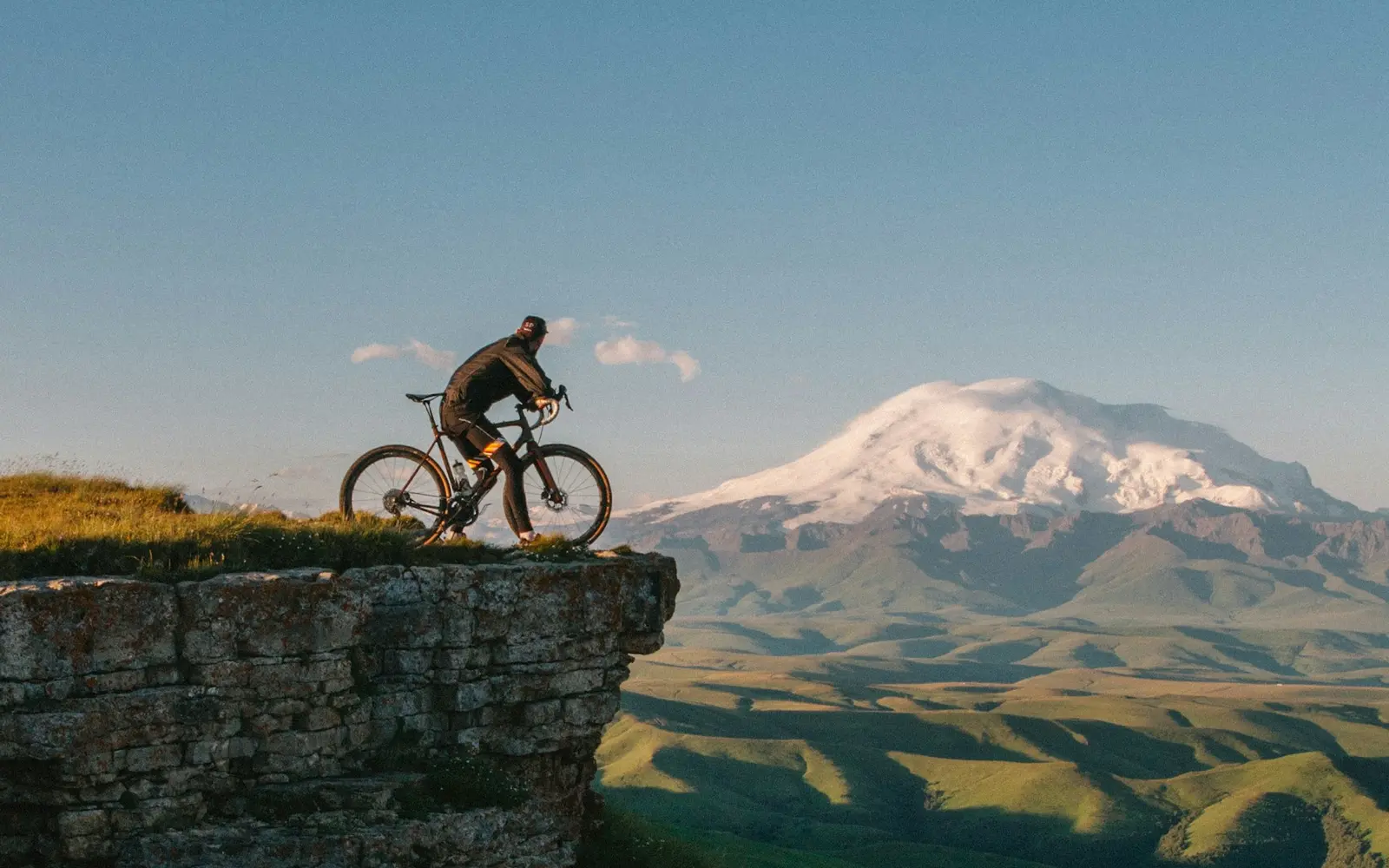 Die schönsten Radstrecken an der Amalfiküste: Anstiege, Kurven und Panoramen