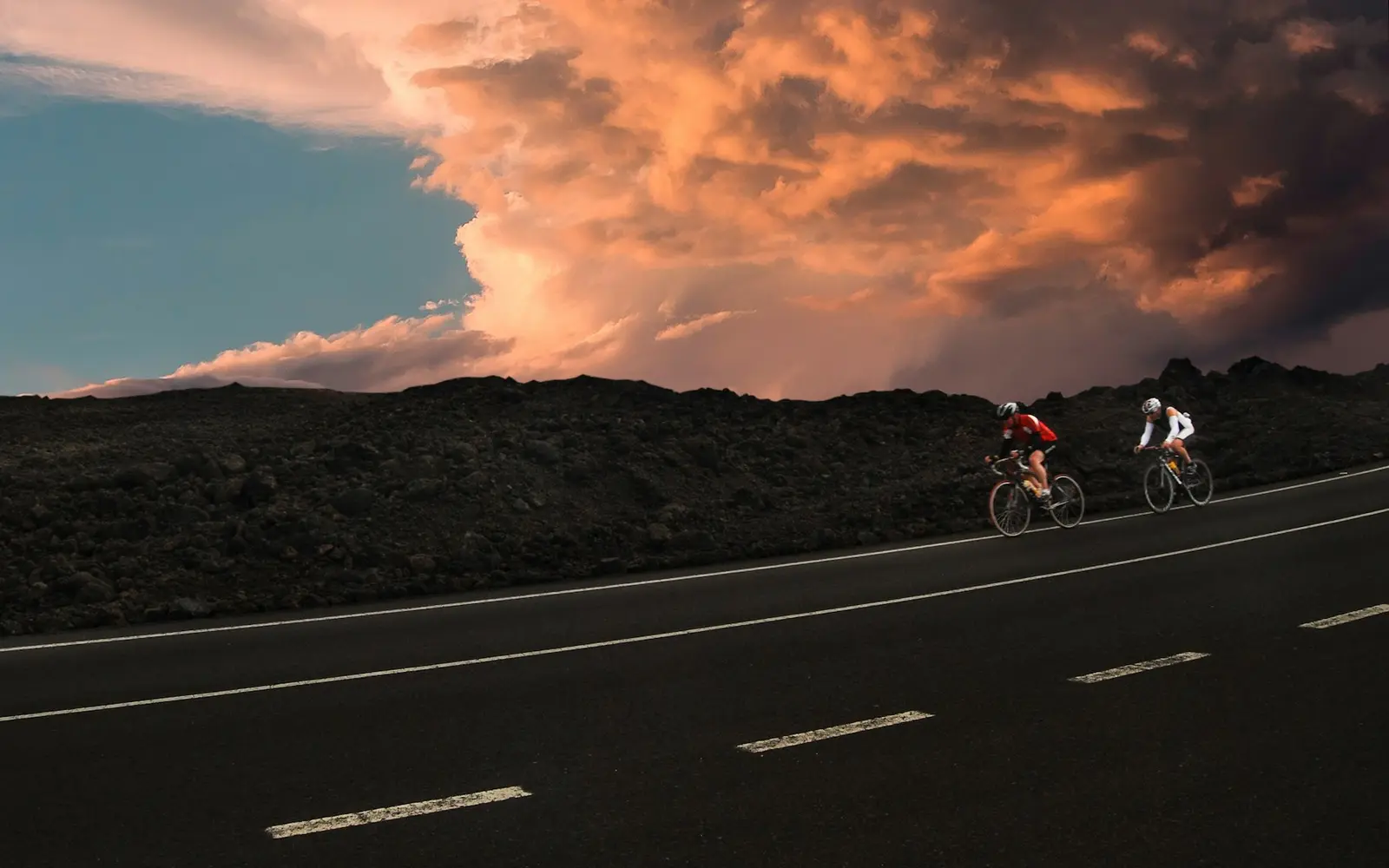 Il sonno e il tuo allenamento invisibile: perche dormire bene ti rende piu forte in bici