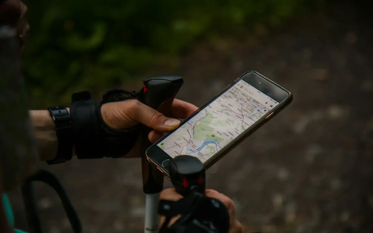 Come scegliere il percorso in bici perfetto: dislivello, fondo e sicurezza